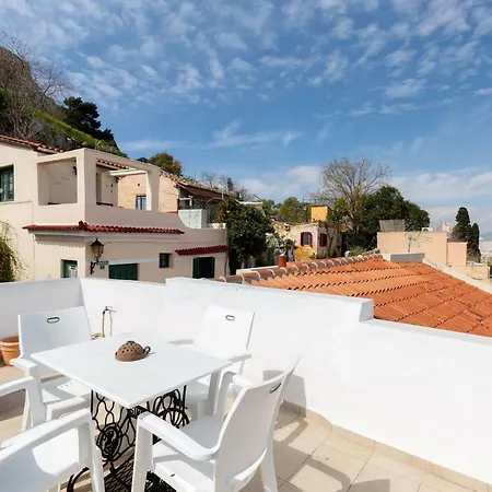 Appartement In The Shadow Of Acropolis Athènes